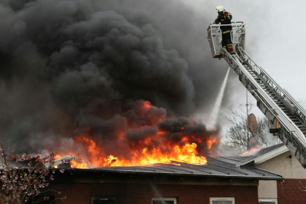 Wasser marsch im Brandschutz